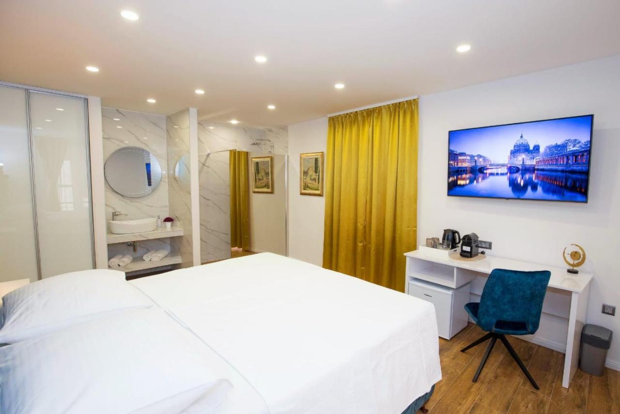 Gold Luxury Guest house 4*