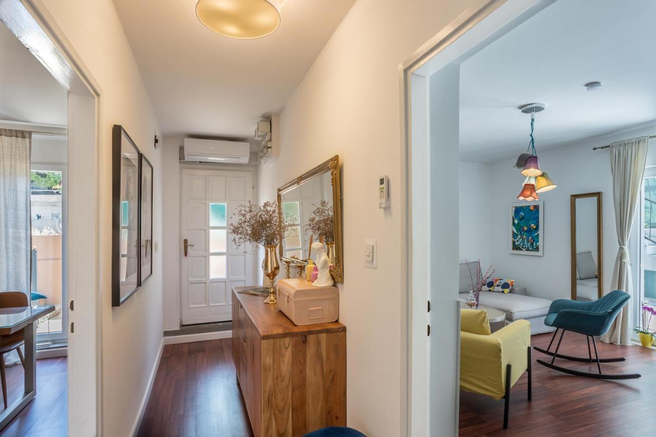 Dalmatian 230m2 With Pool And Garden Near The Old Town For Families Apartment Split