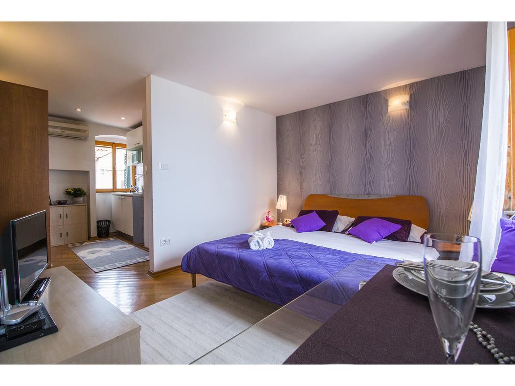 Sunny Promenade Apartment *