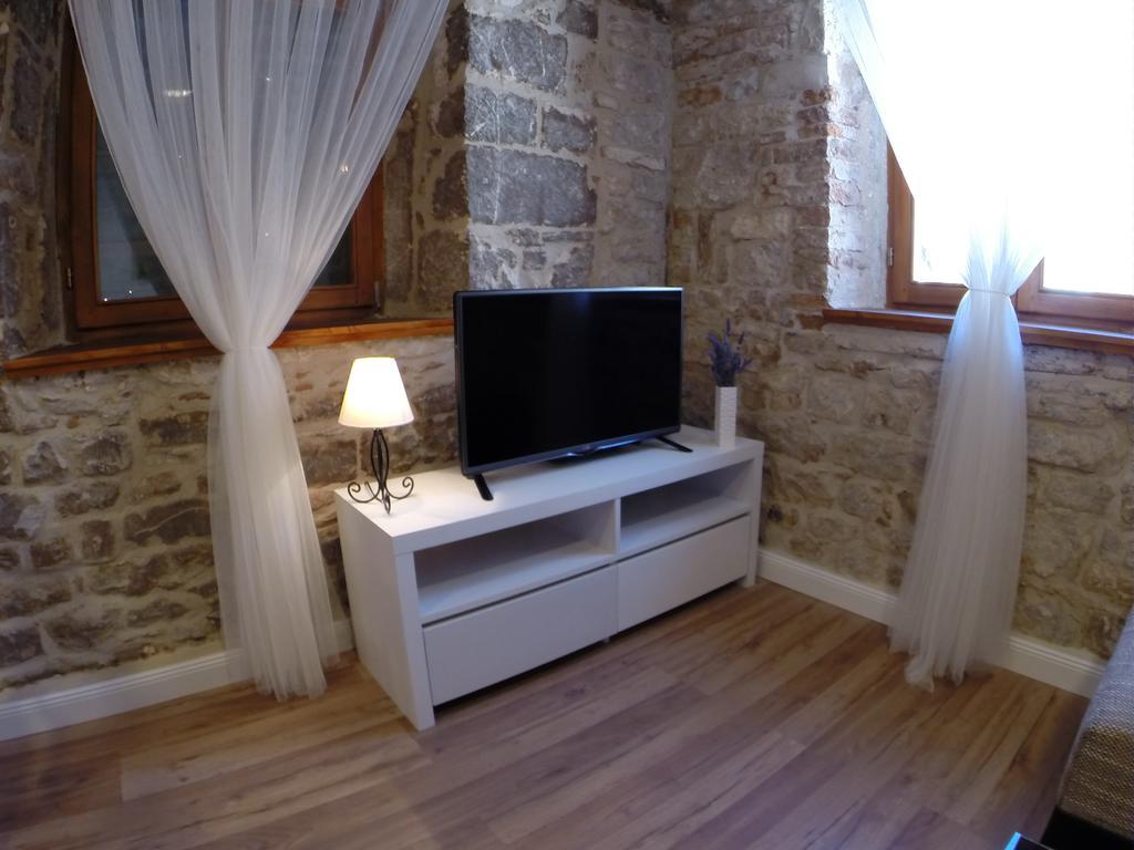 Porta Aurea Apartment Split