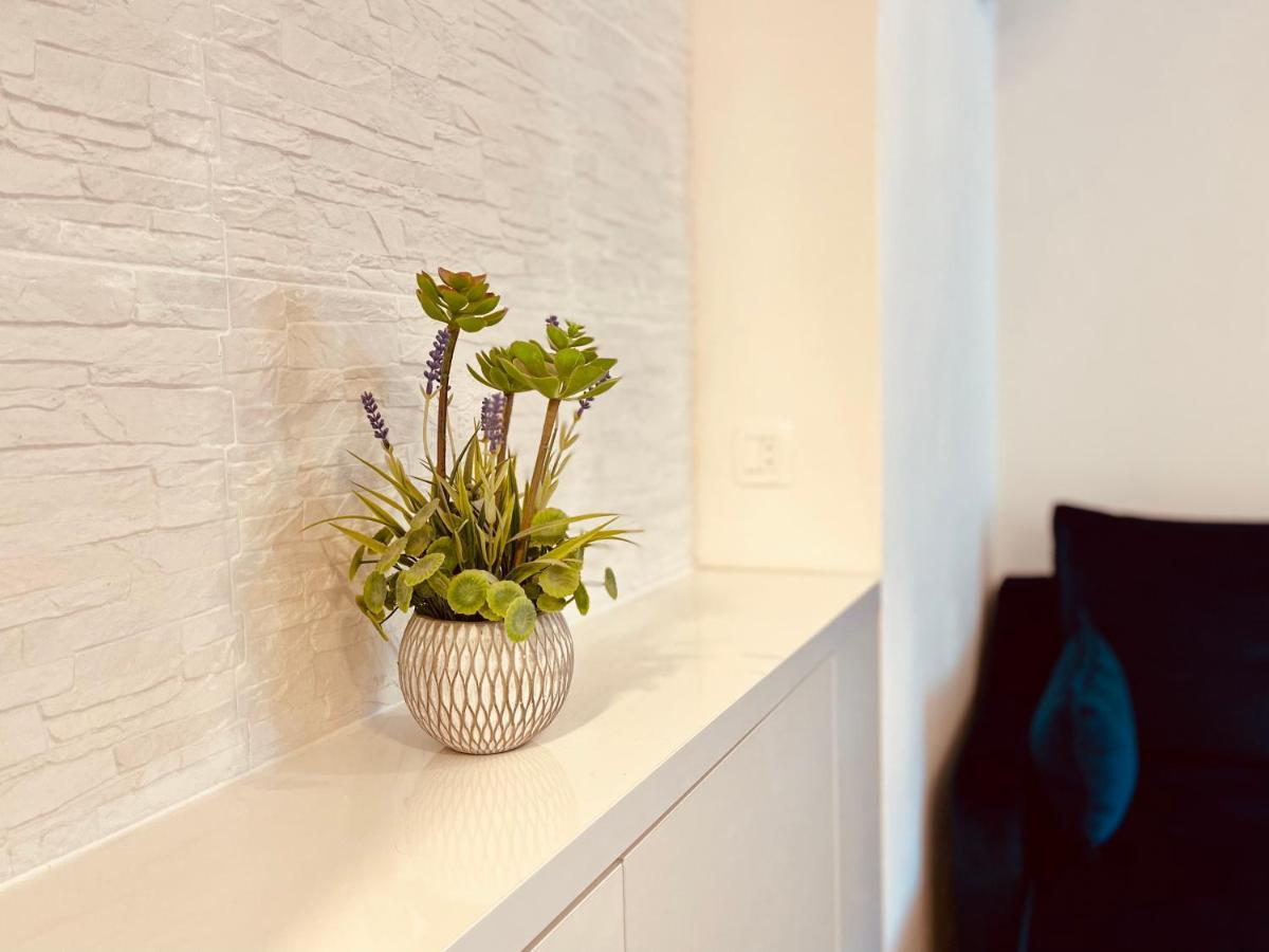 Apartman Lobel *