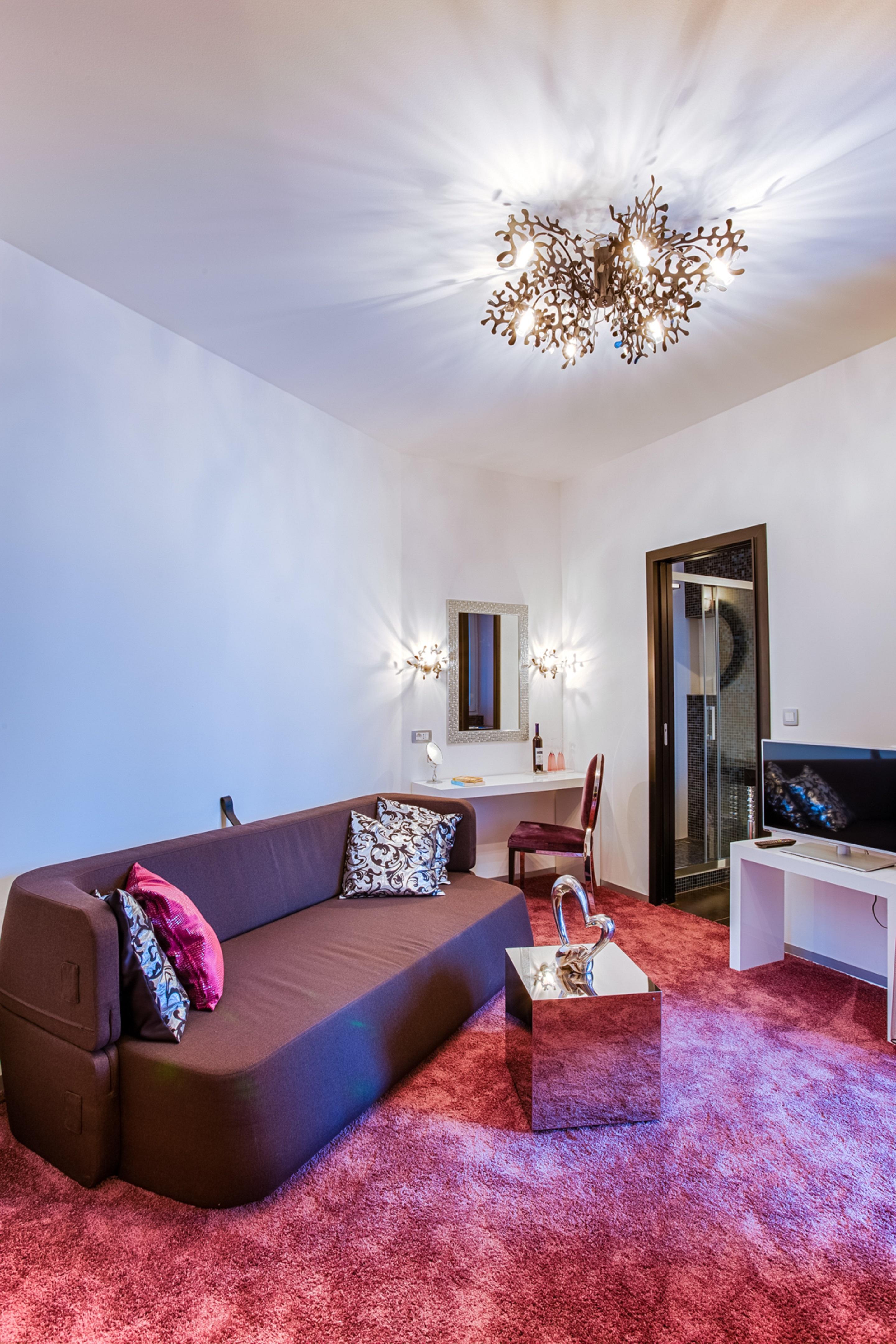 Starlight Luxury 4*