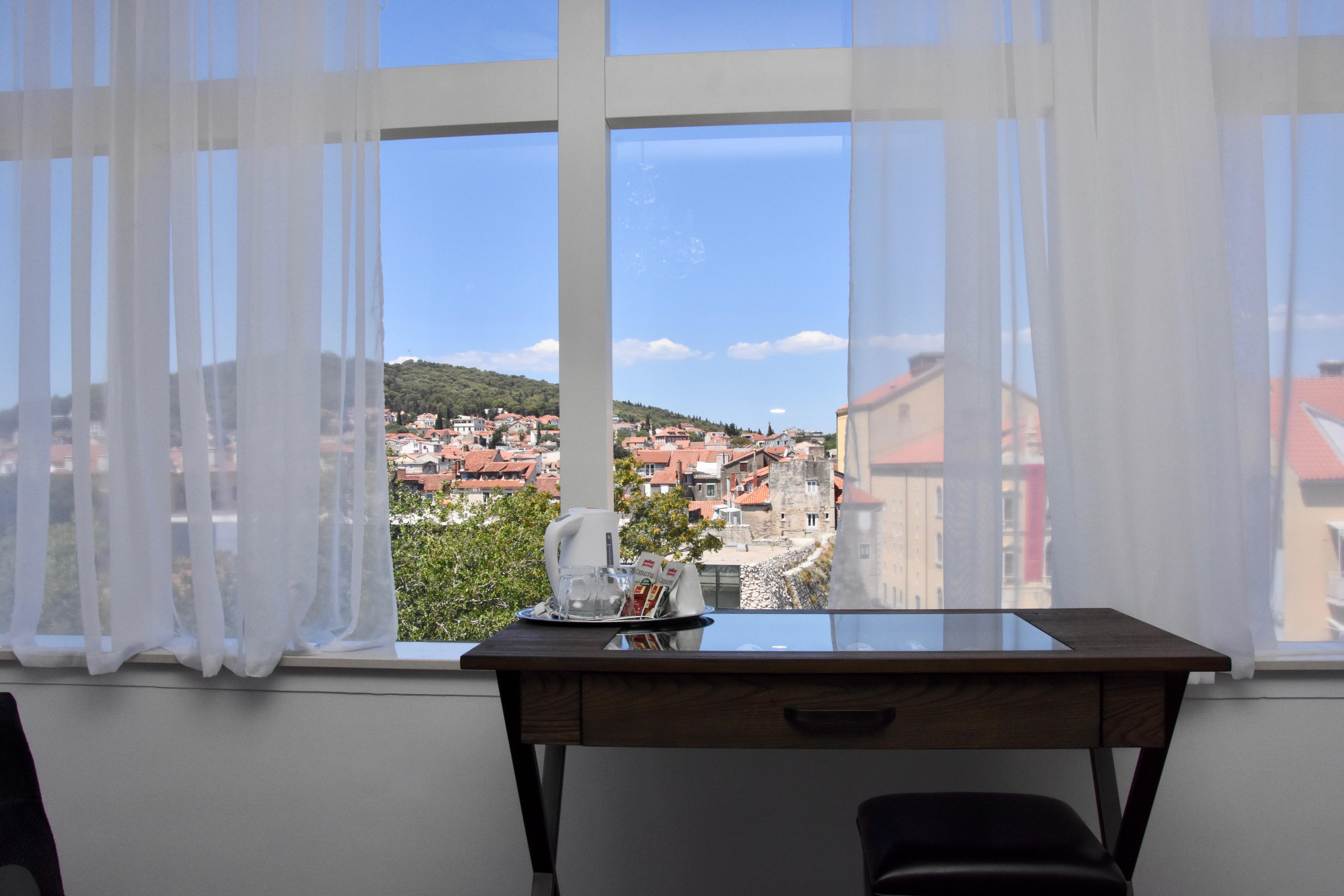 Hotel Prima Luce Downtown 4*