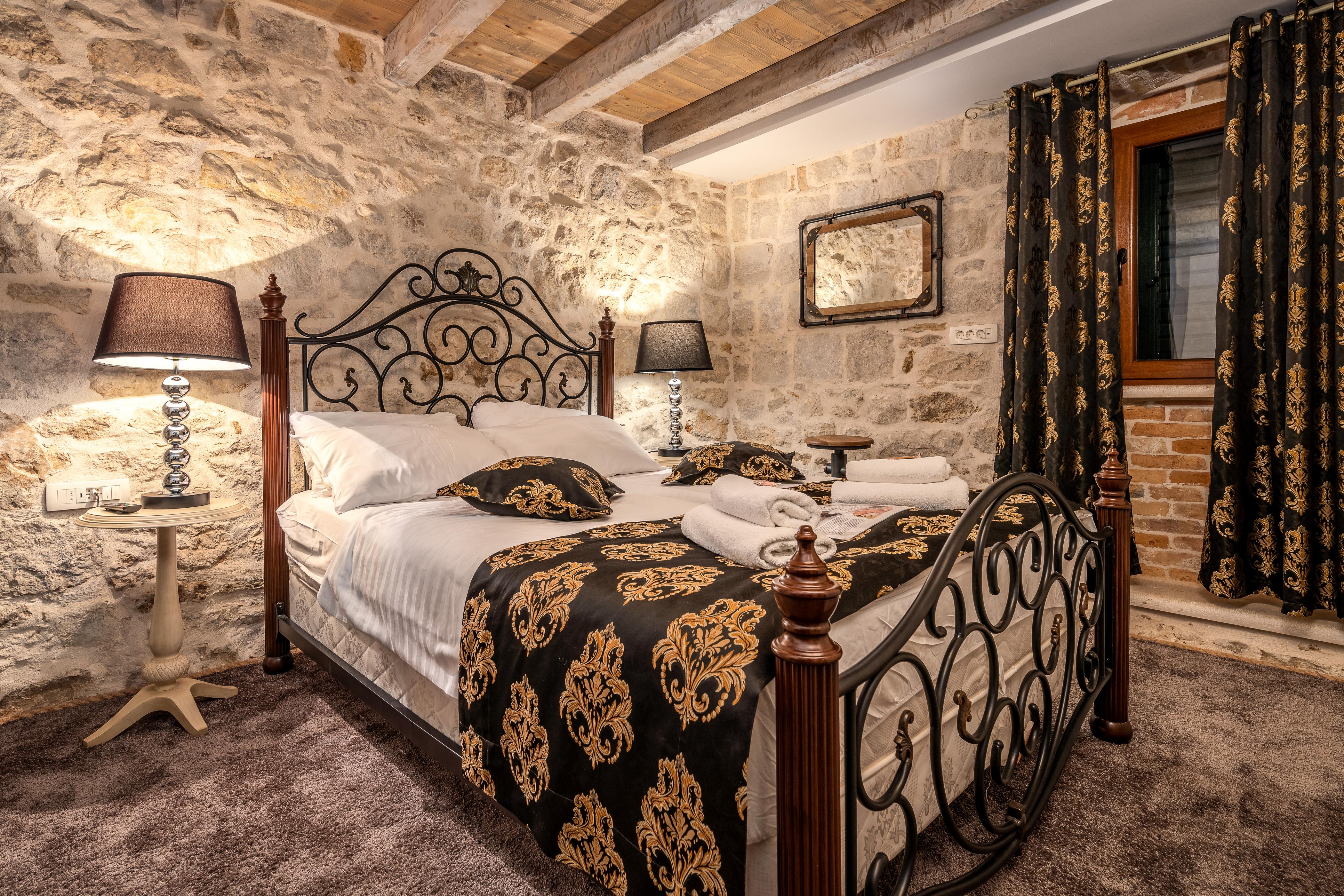 Hotel Heritage Palace Varoš 4*