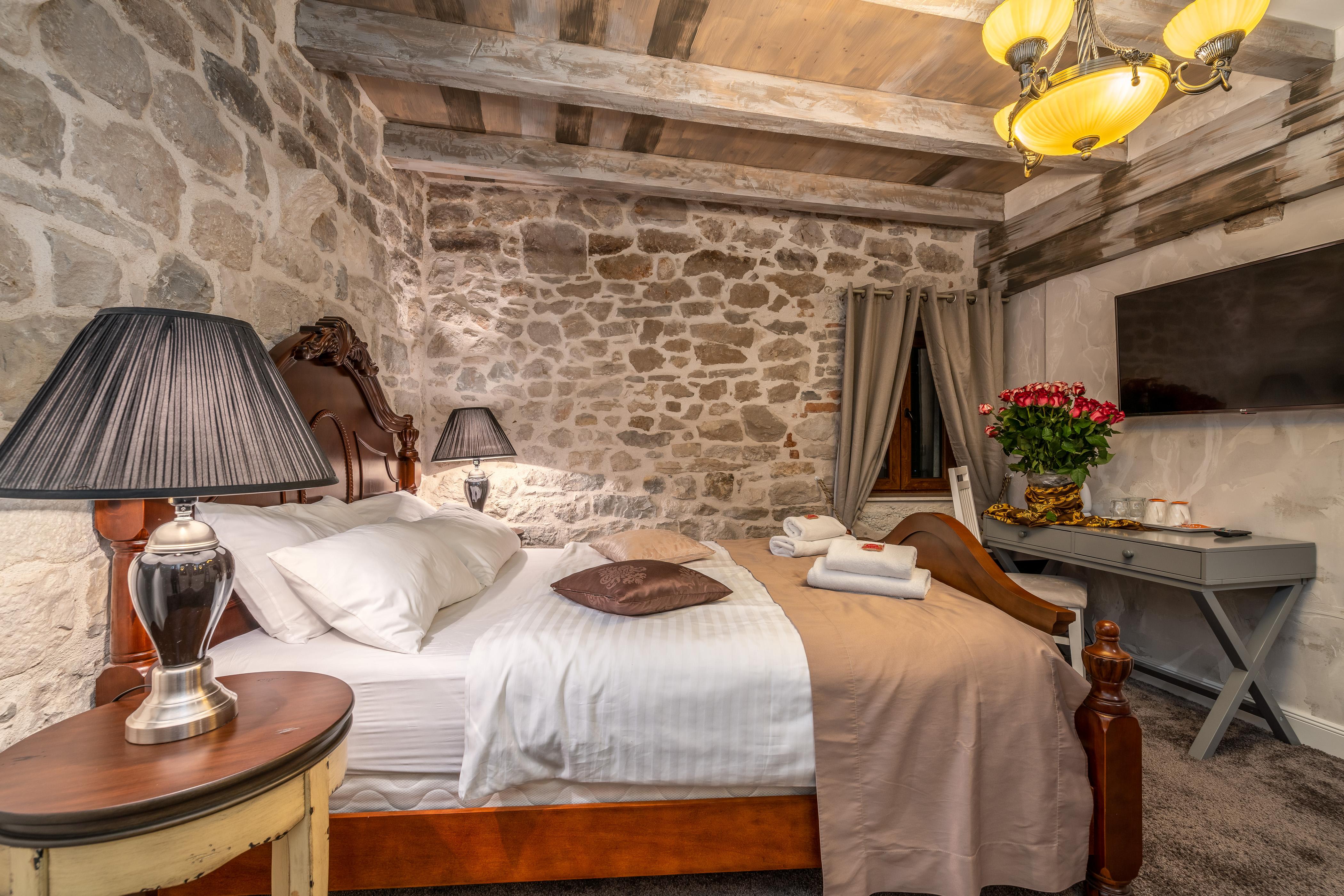 Hotel Heritage Palace Varos - Mag Quaint & Elegant Boutique