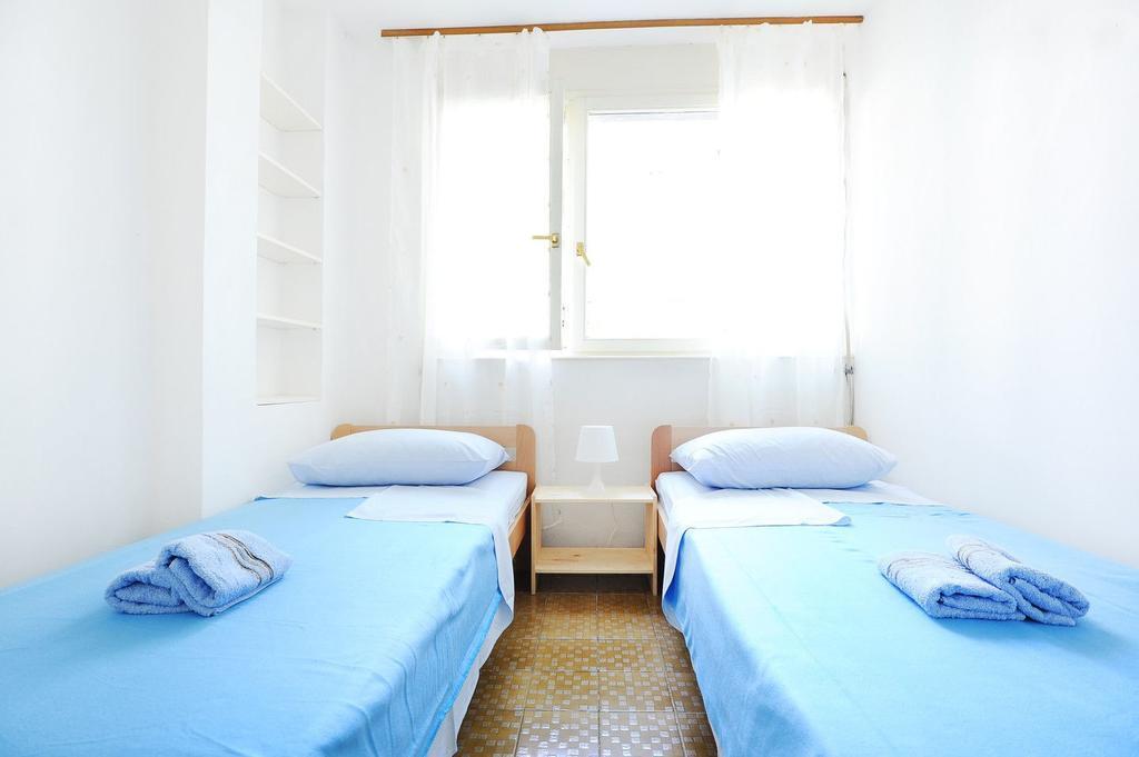 Central Lovely Flat Apartment Split