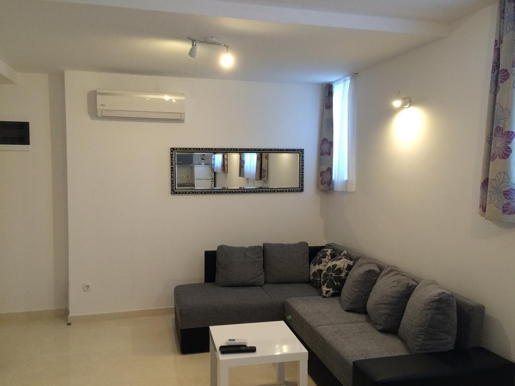 Svoboda Apartment