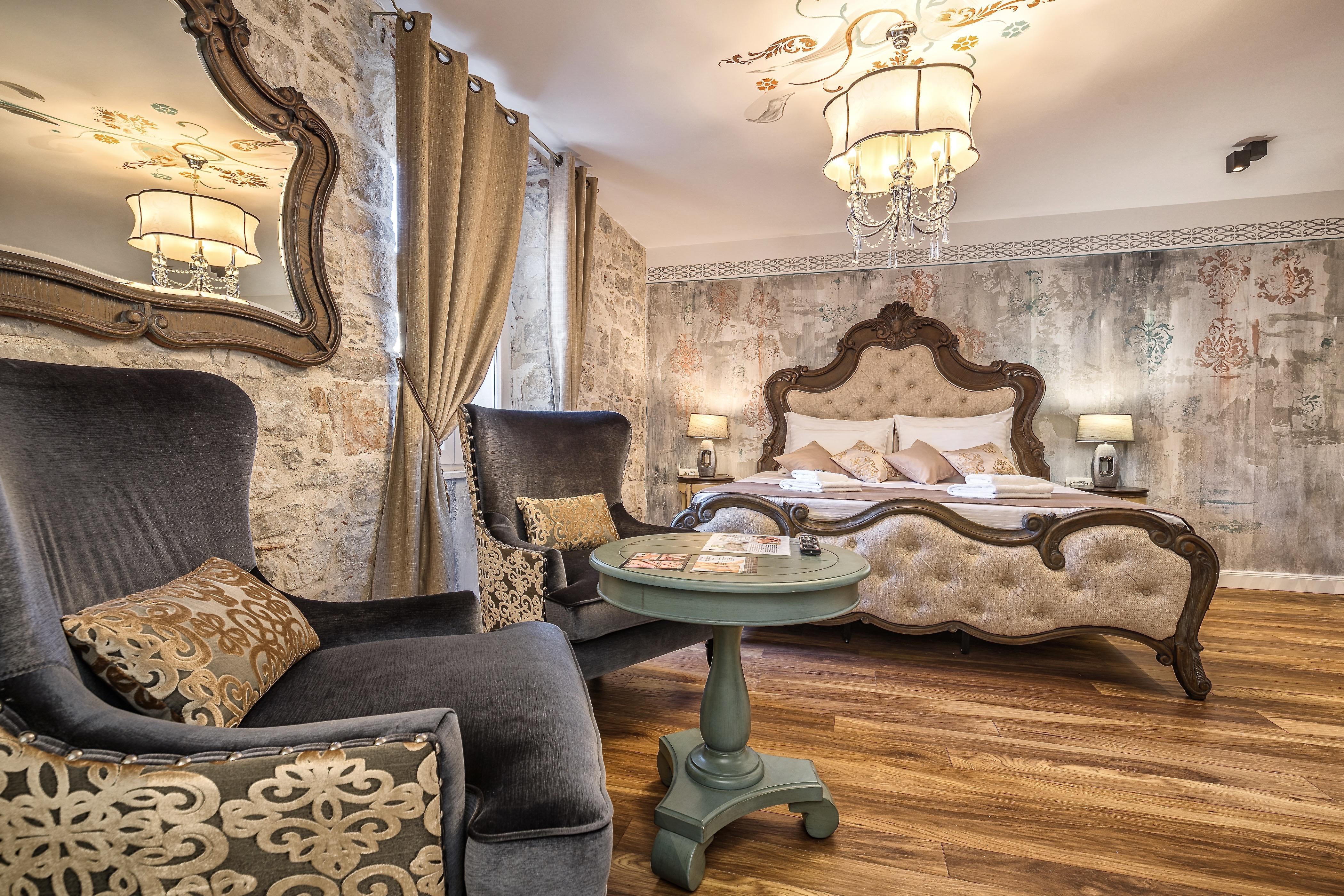 Plaza Marchi Old Town - Mag Quaint & Elegant Boutique 4*