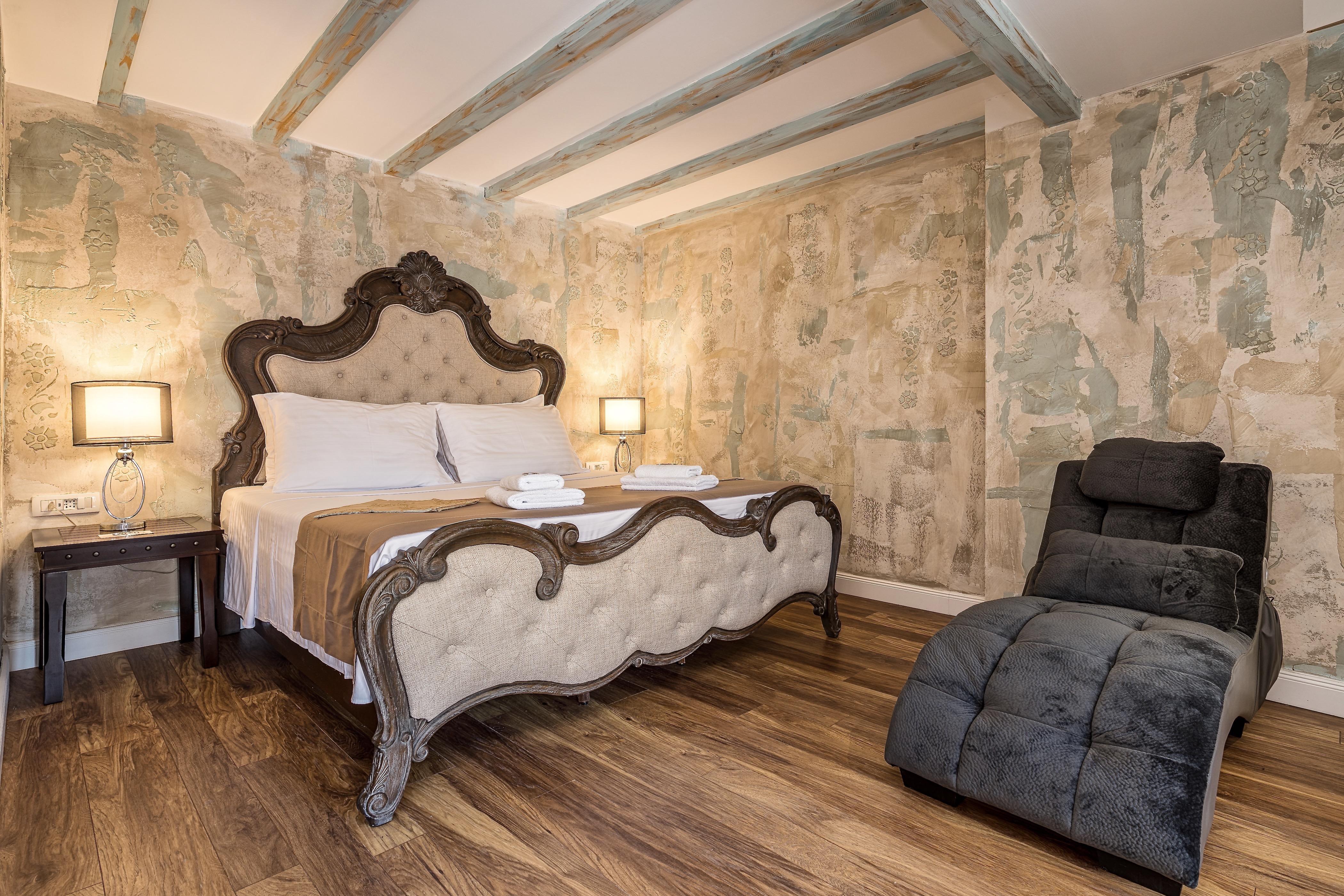 Plaza Marchi Old Town - Mag Quaint & Elegant Boutique Hotel 4*