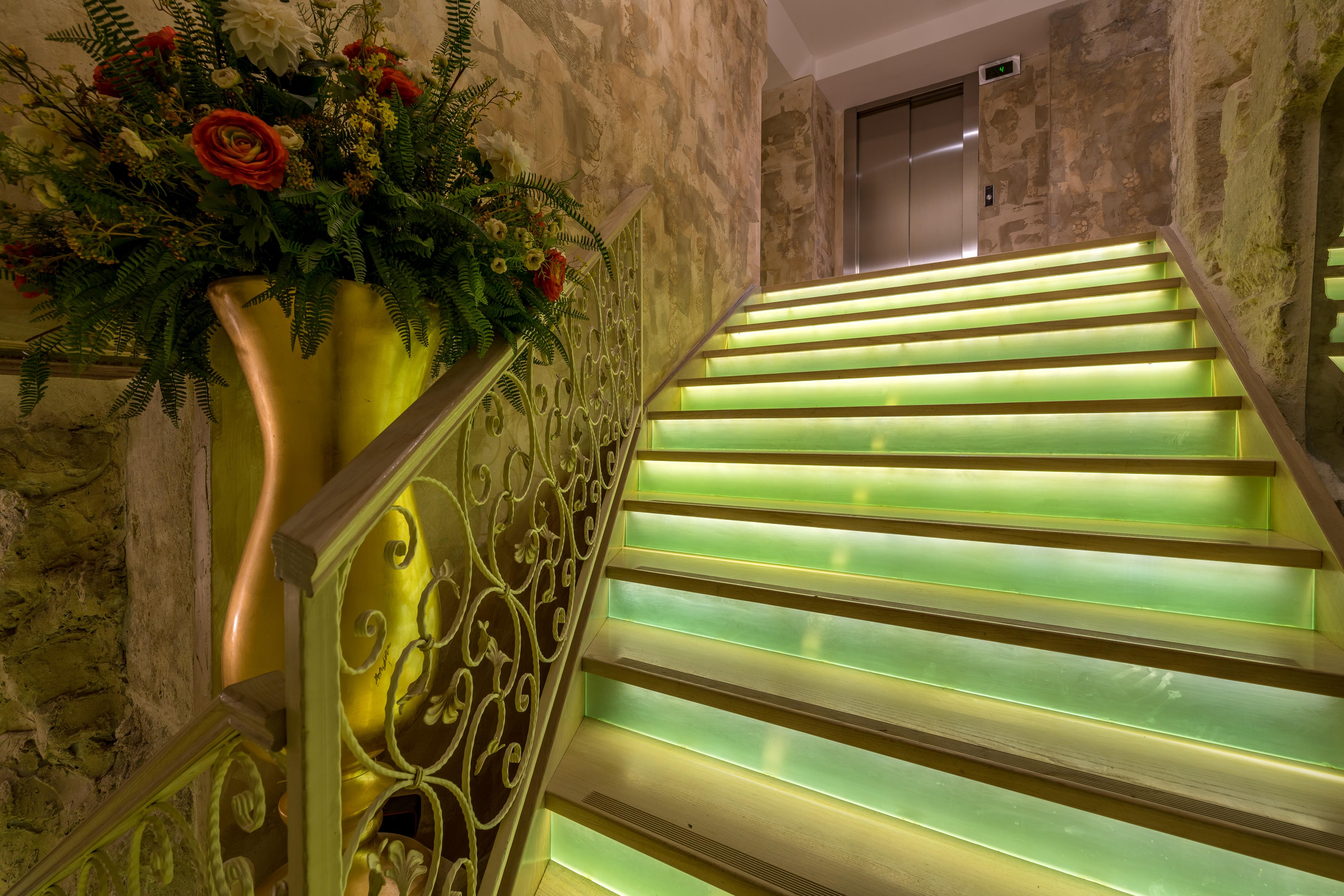 Plaza Marchi Old Town - Mag Quaint & Elegant Boutique 4*
