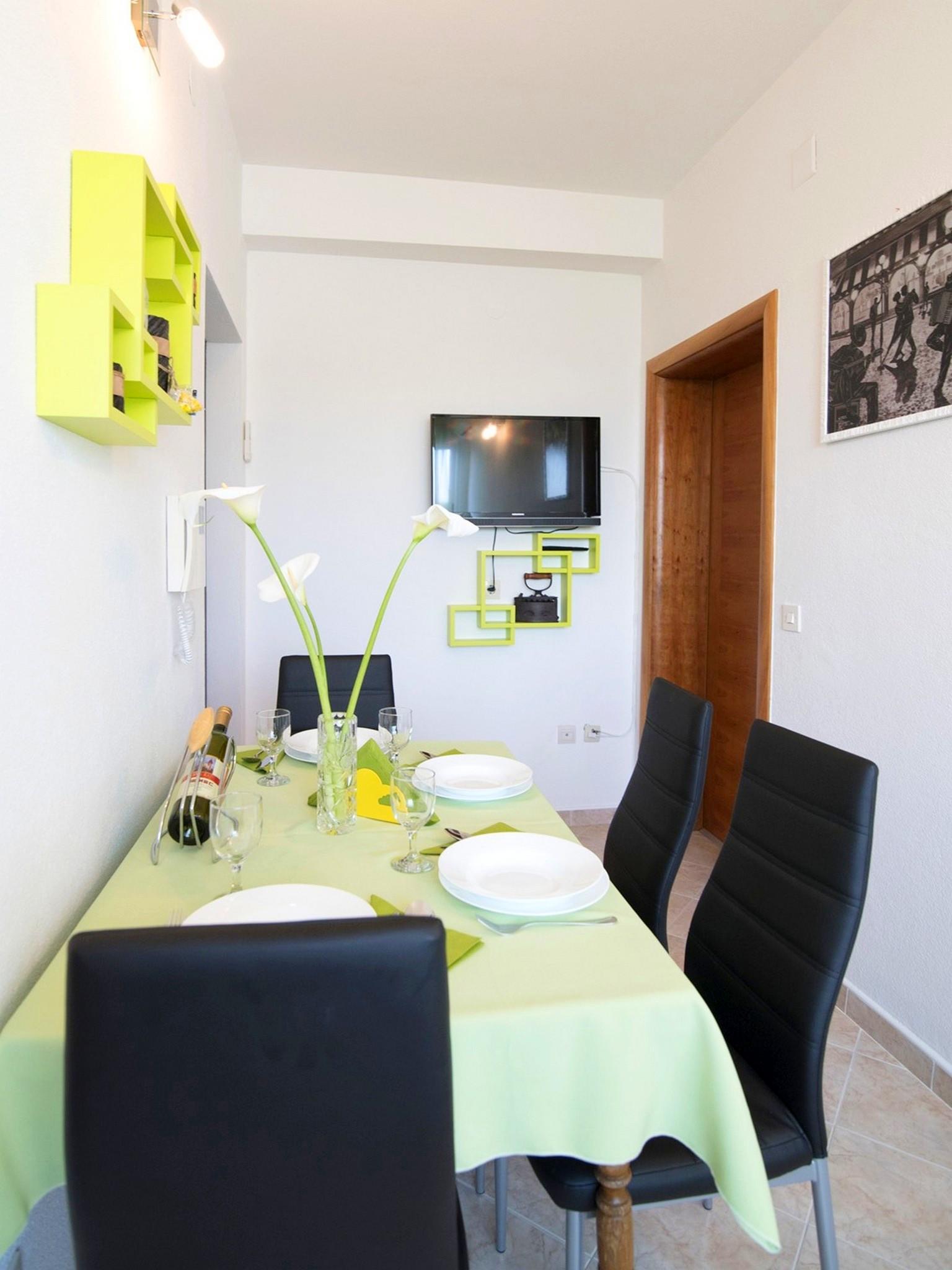 Iskra Hotel