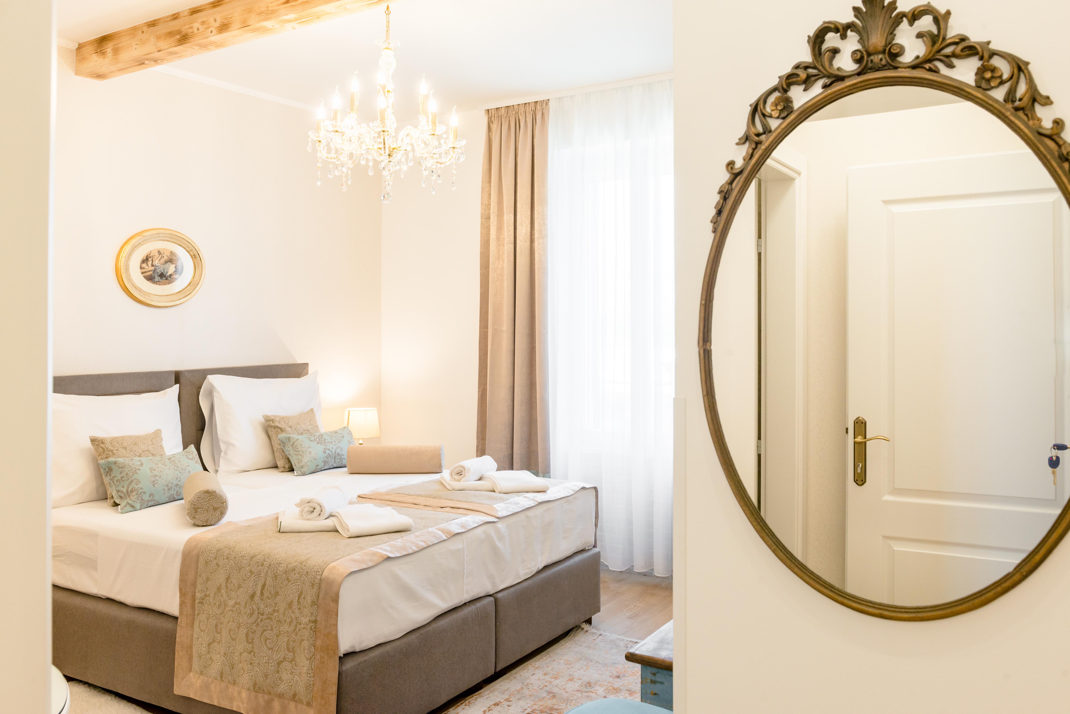Le Monde Luxury