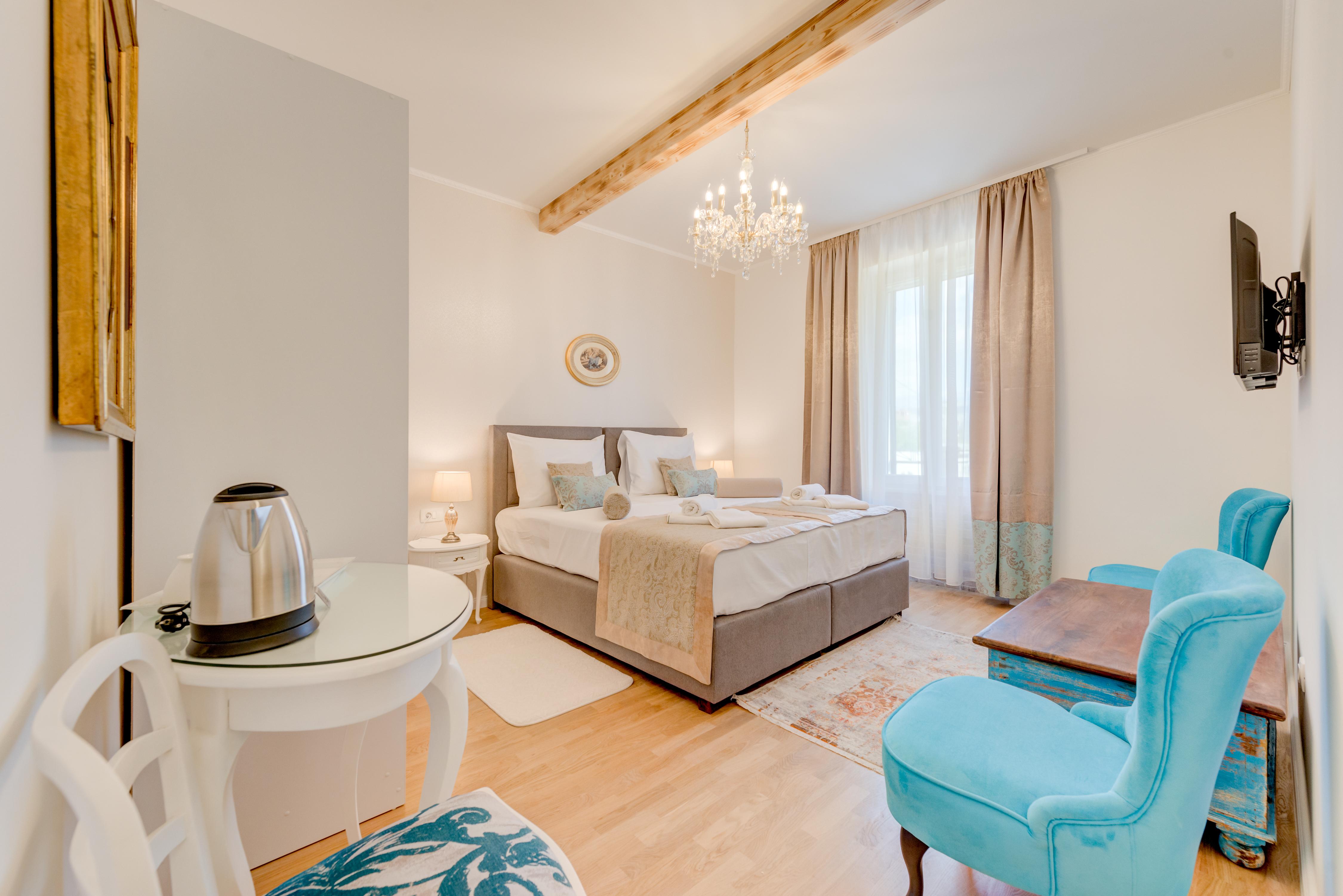 Le Monde Luxury