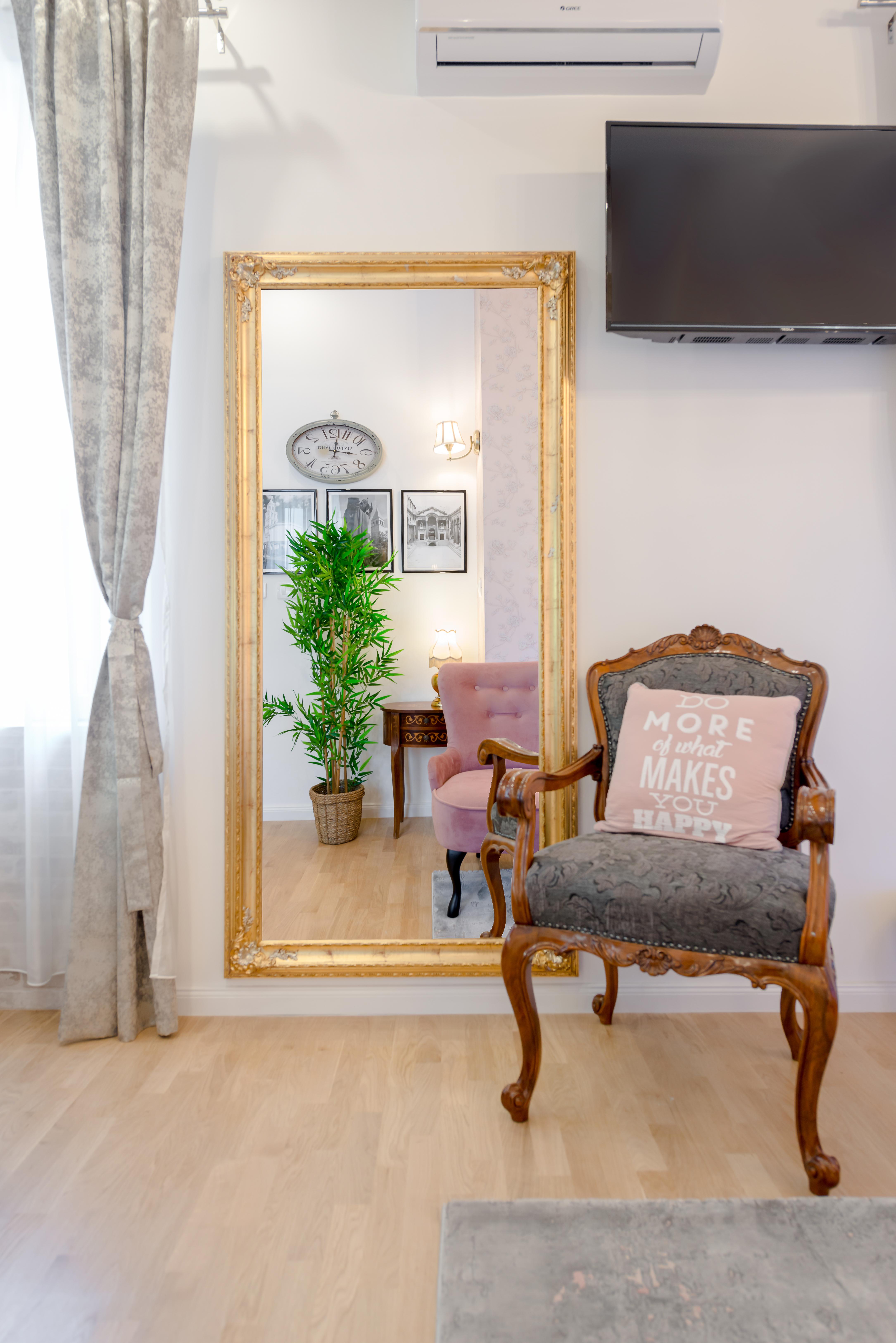 Le Monde Luxury Split