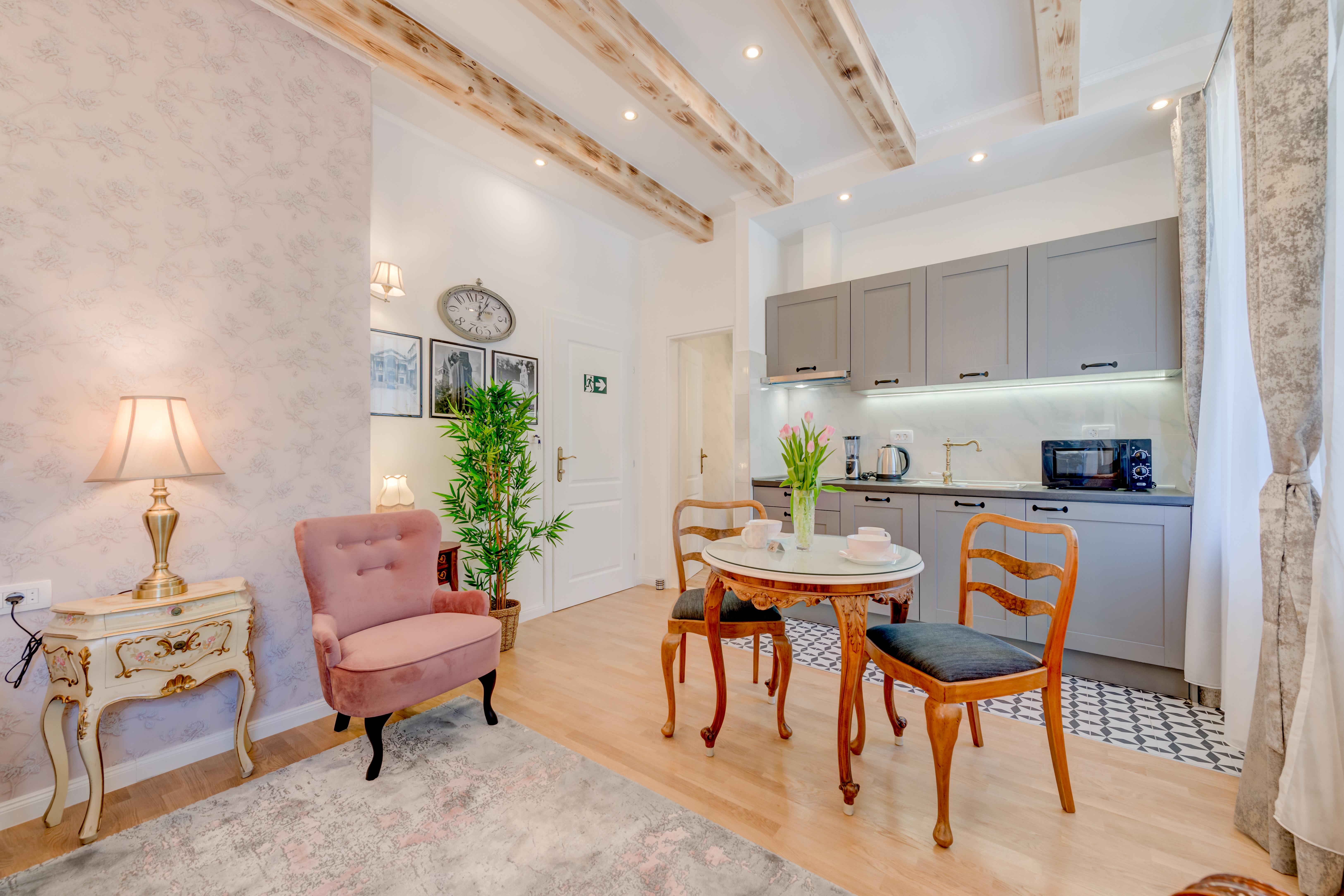 Bed & Breakfast Le Monde Luxury 4*