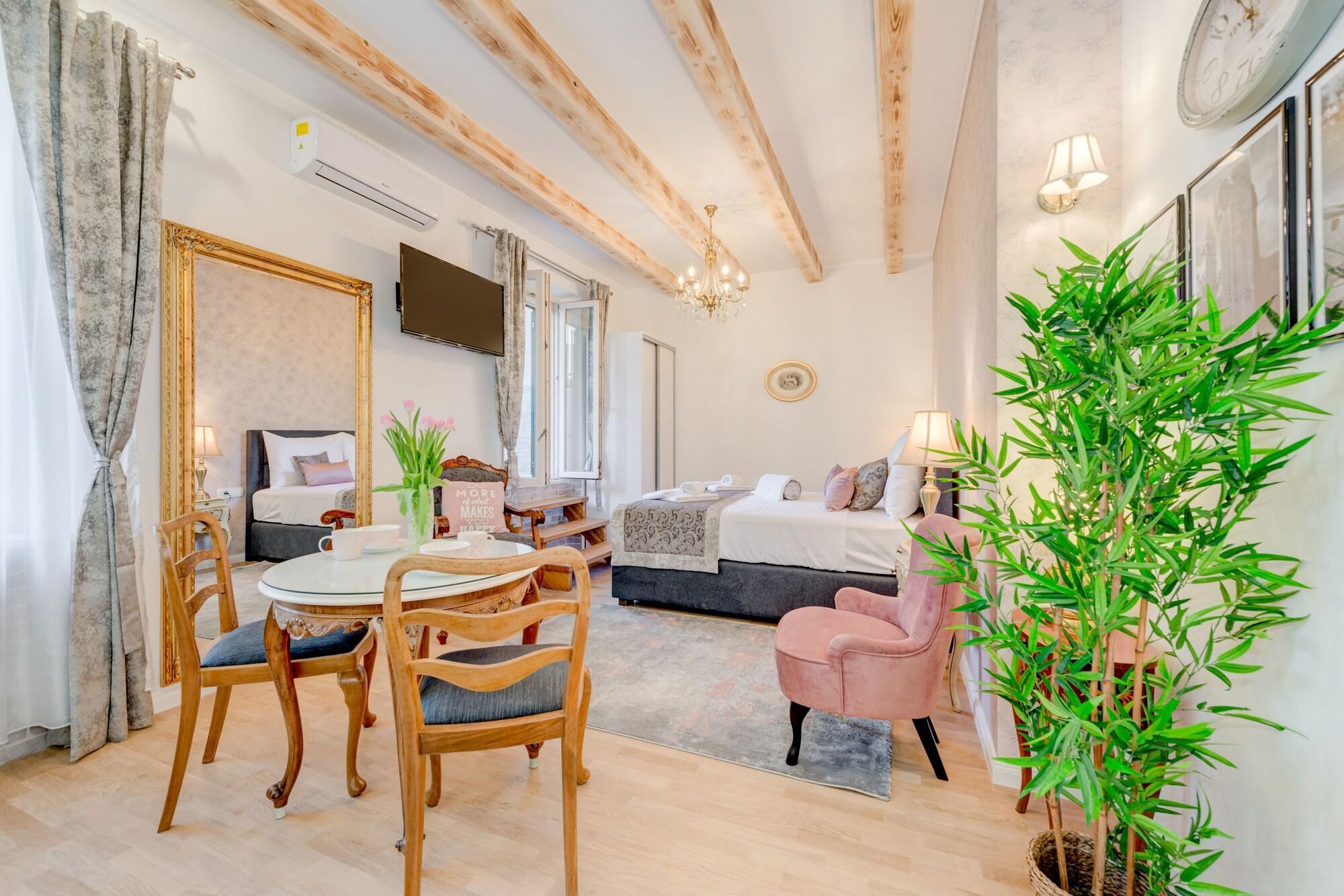 Le Monde Luxury Bed & Breakfast Split
