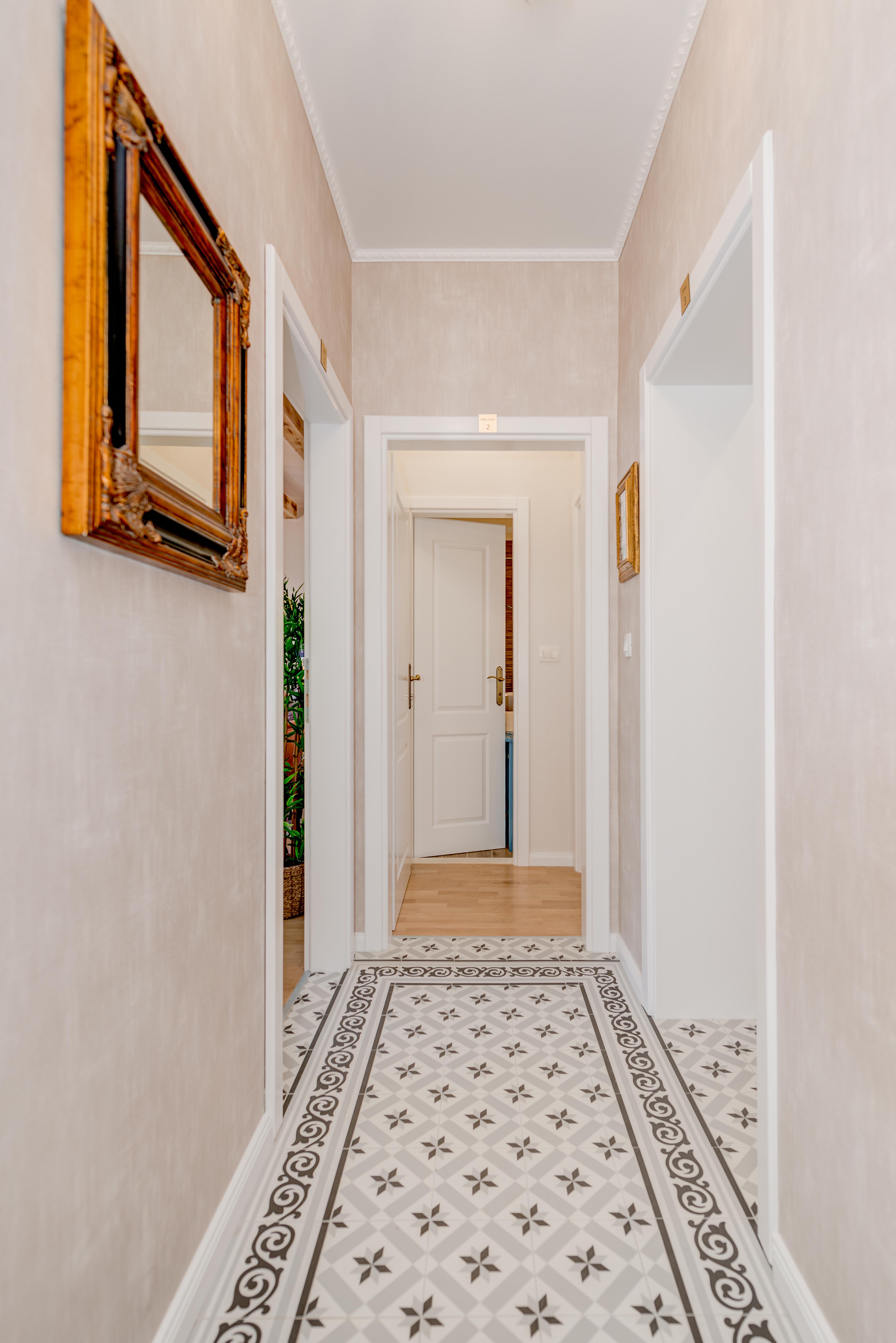 Le Monde Luxury 4* Split