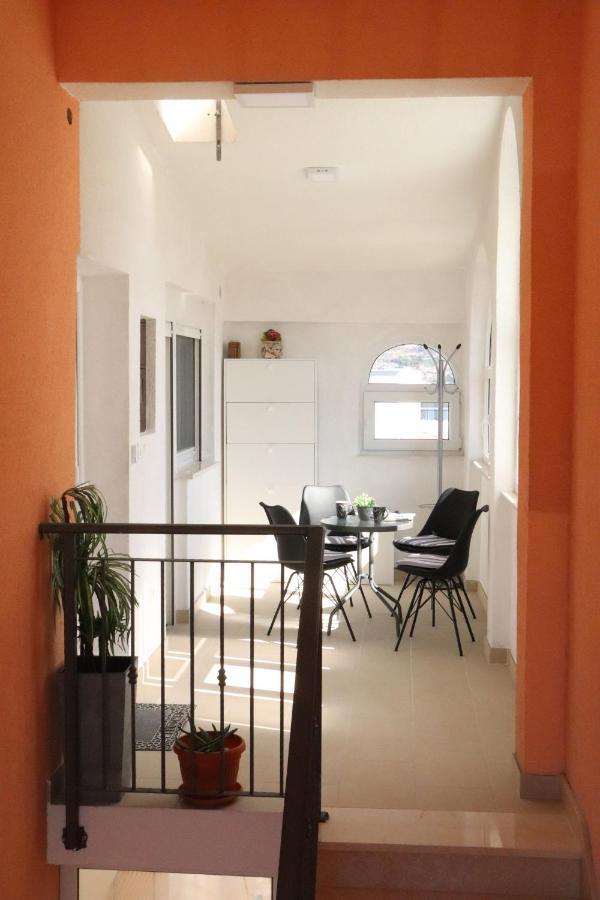 Apartman Mary- 2 Free Parking, Near Mall Of