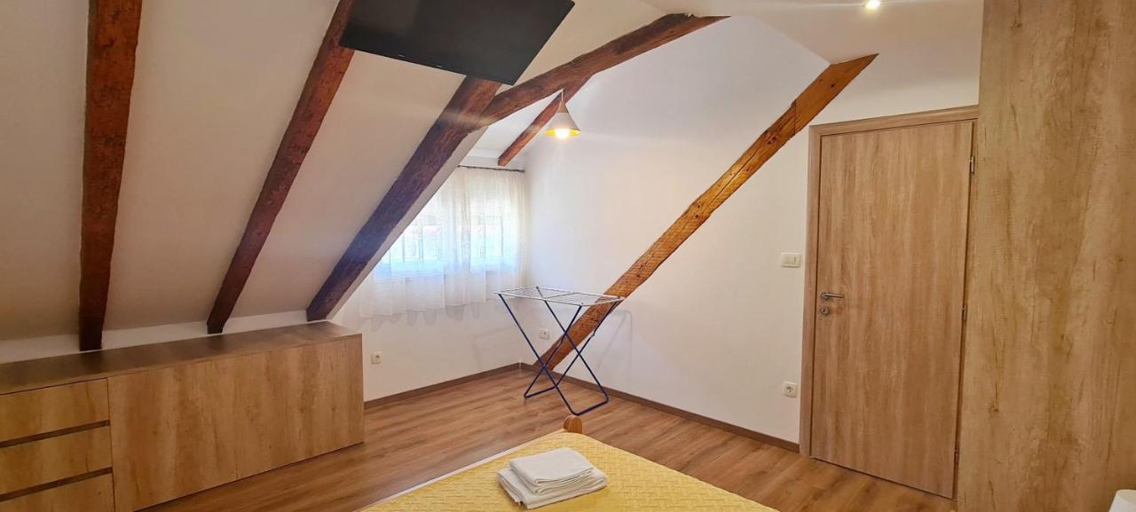 Attic Near Centre Appartement *