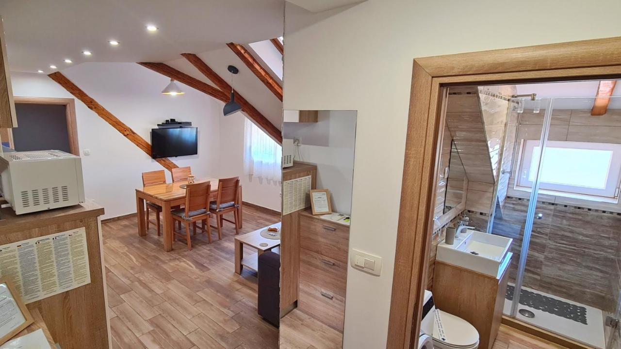 Attic Near Centre *