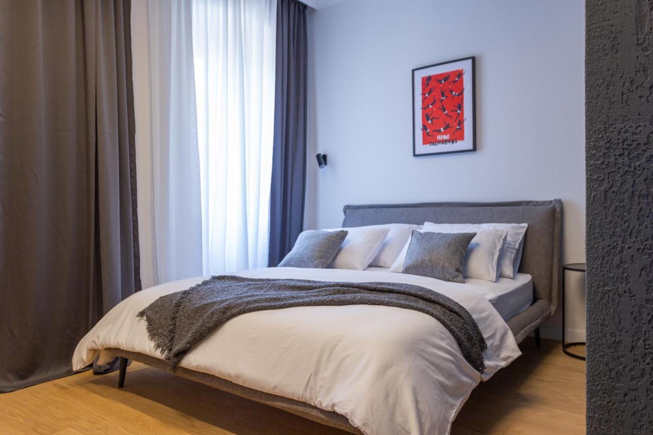 Maroen Lux And Old Town Apartment