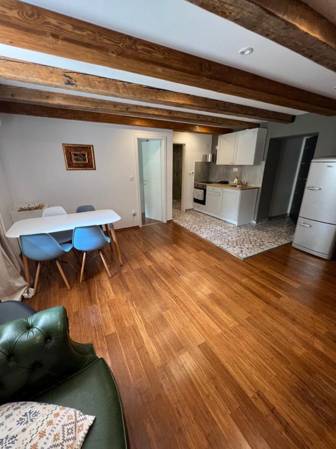 Seaside Zitta Apartment