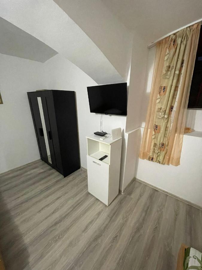 Zen Hostel *