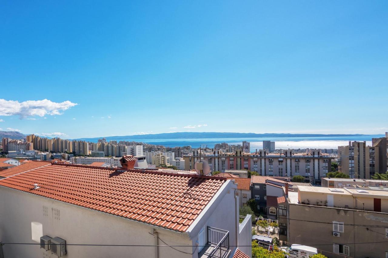 La Le With Big Terrace * Split
