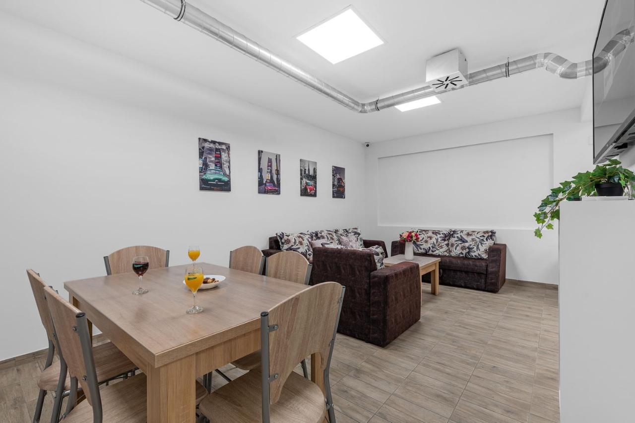 Elli Hostel Split