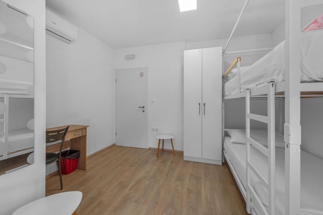 Elli Hostel Split