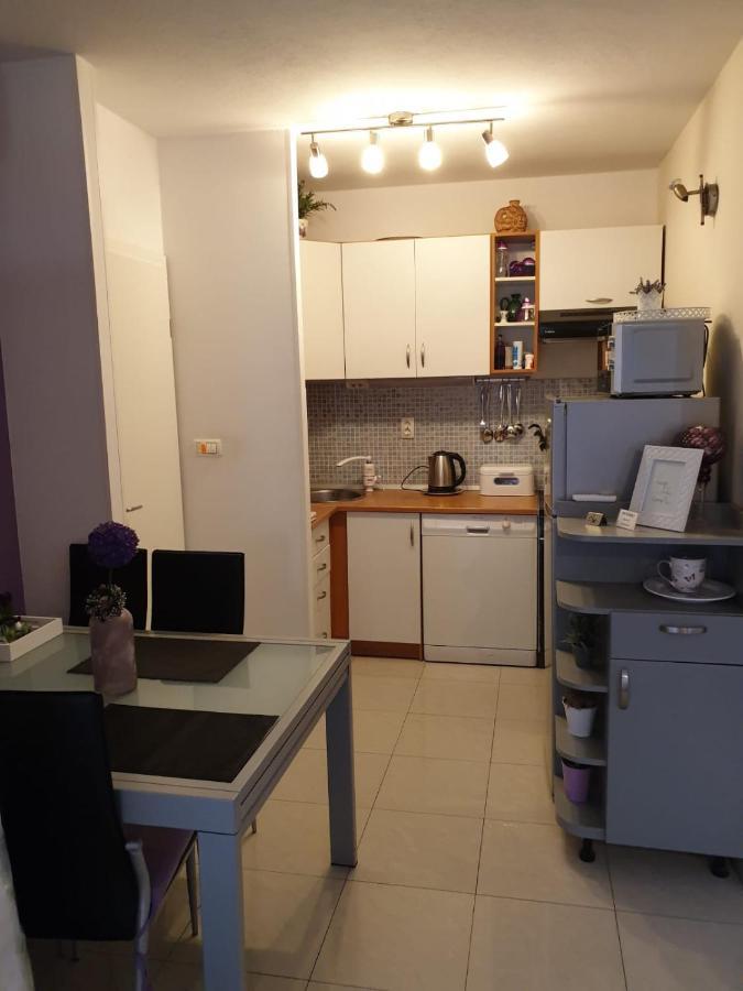 Apartments And Rooms Villa Lina Apartment Split