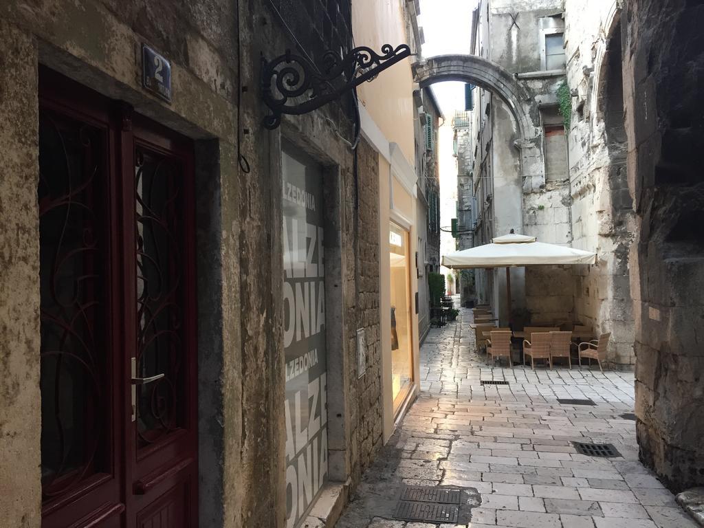 Apartment Get Luxury Split