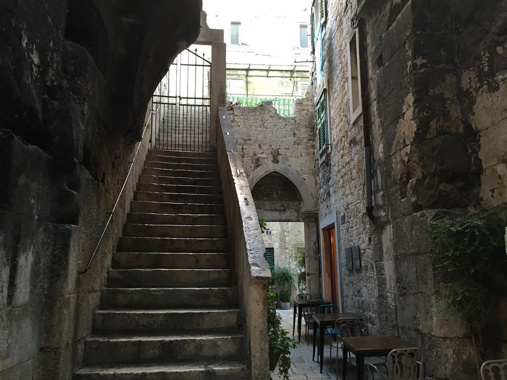 Get Luxury * Split