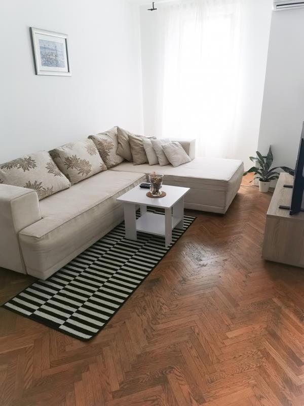Apartment Marasovic - Maja