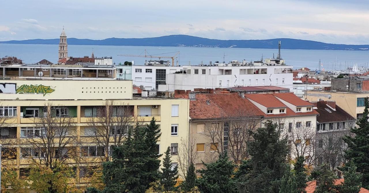 Apartman Ana * Split