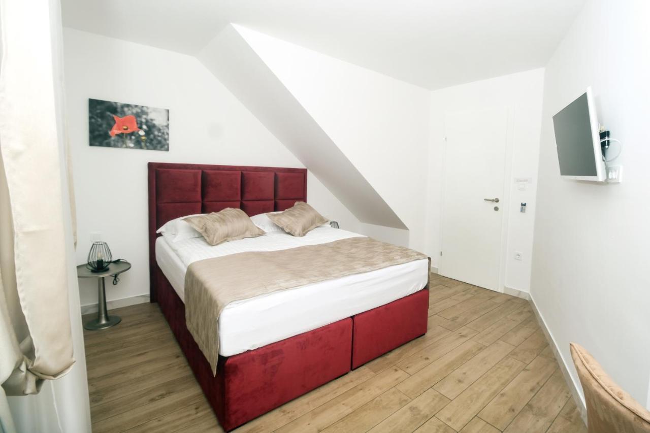 Luxury Bepa Split