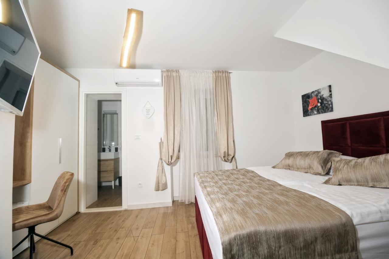 Luxury Bepa Split