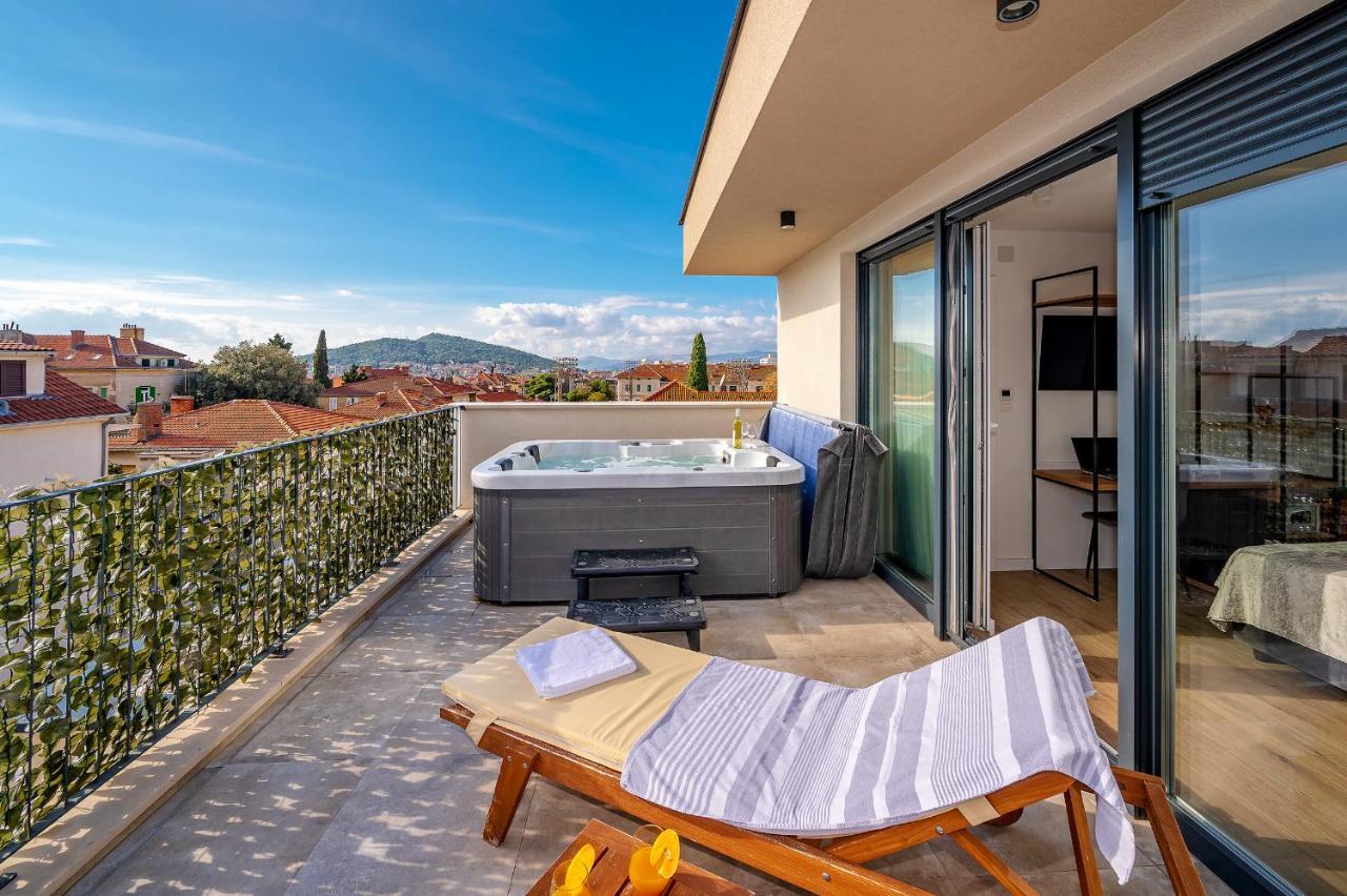 Seven Seas Bed & Breakfast