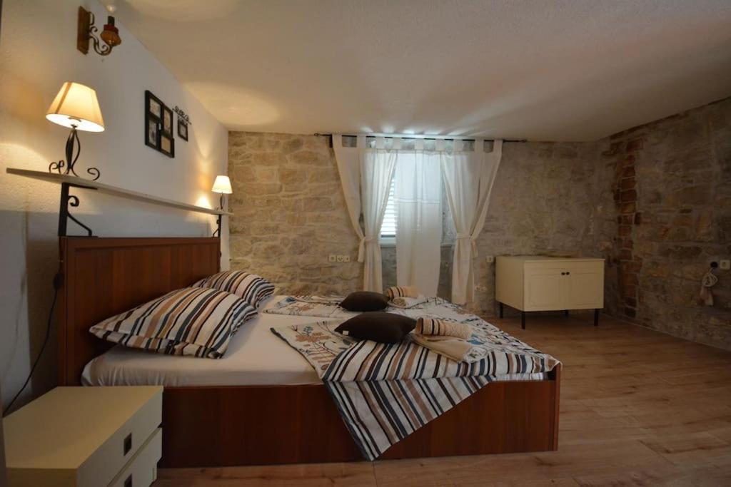 Gloria - Old Center Apartment
