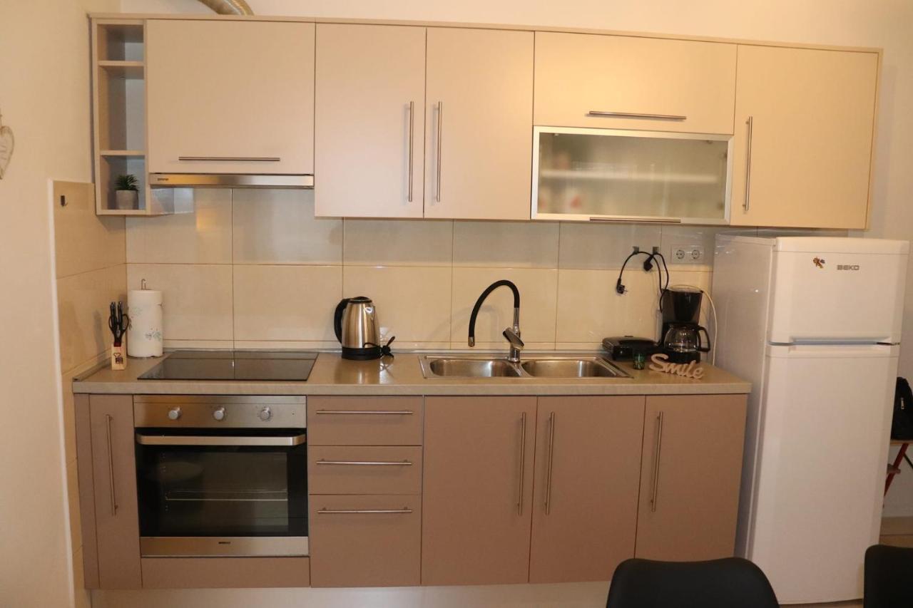 Kikaso - Near Mall Of Split, Free Parking Split