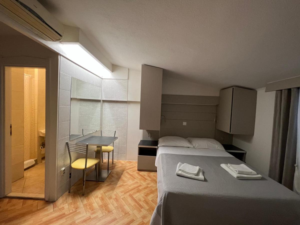 Simoni Apartment Split