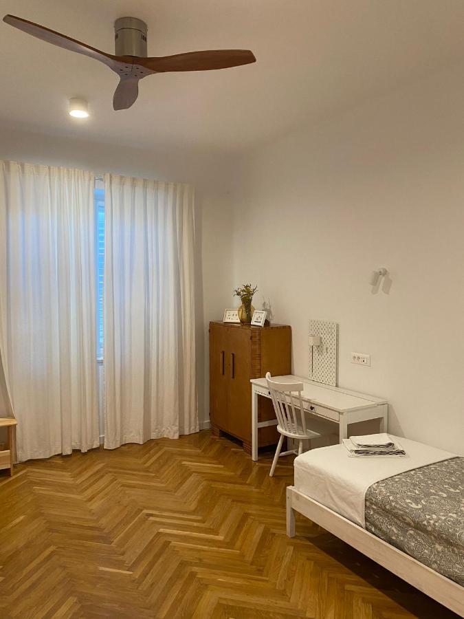 Apartamento Specious And Newly Decorated At Bacvice *
