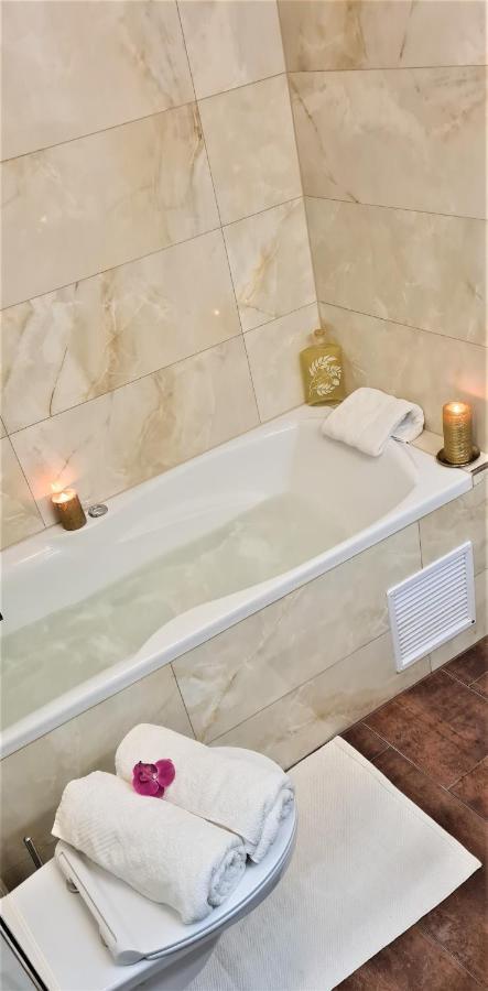 Al Allen Boutique Apartman