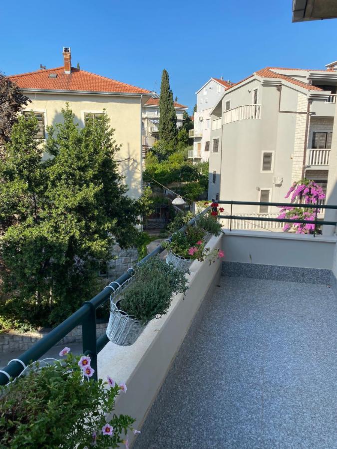 Apartamento Specious And Newly Decorated At Bacvice *