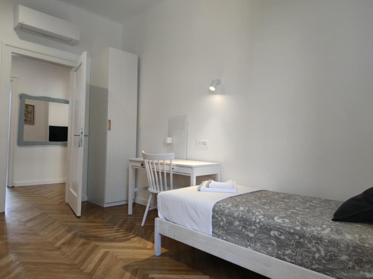 Specious And Newly Decorated At Bacvice Apartamento *