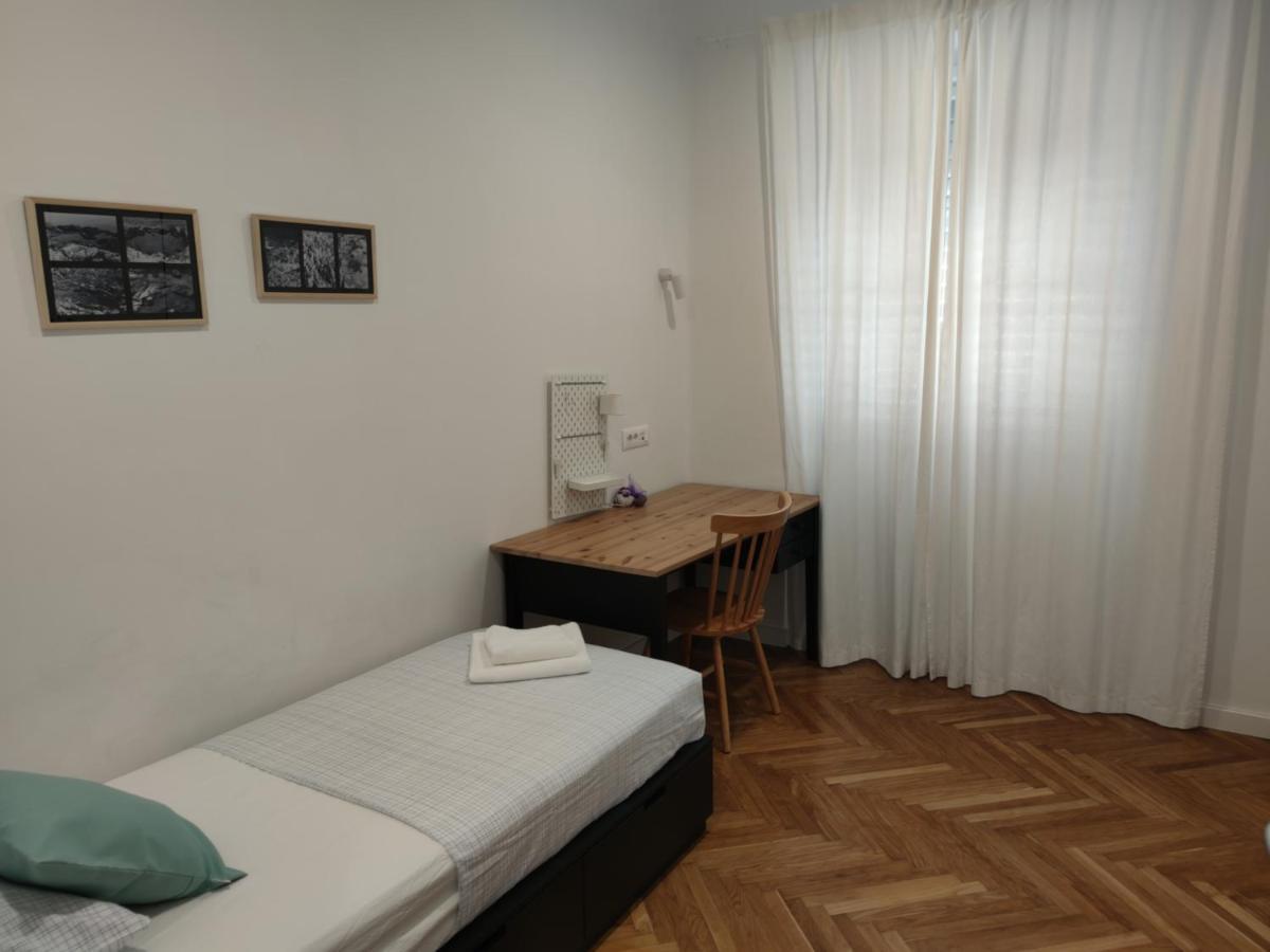 Specious And Newly Decorated At Bacvice