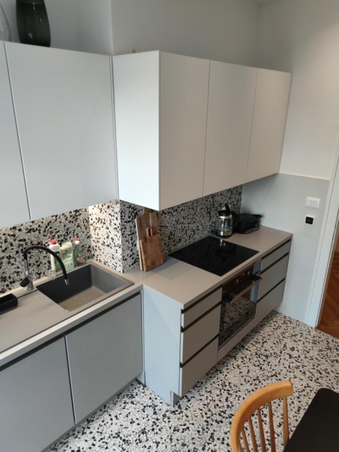 Specious And Newly Decorated At Bacvice *