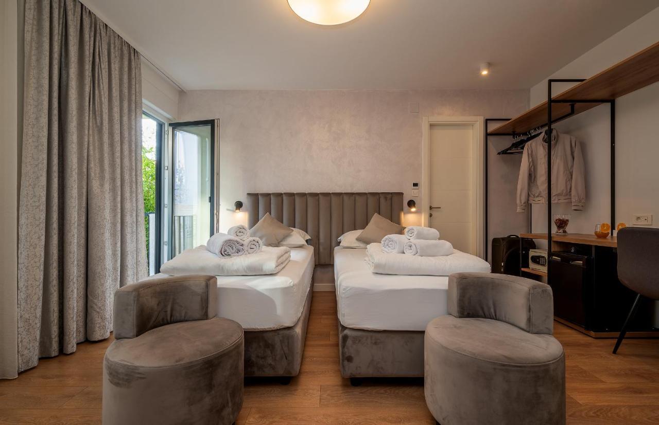 Bed & Breakfast Seven Seas 4*