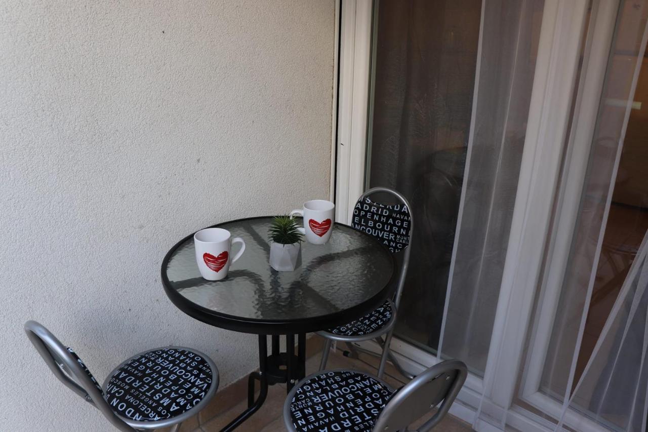 Kikaso - Near Mall Of Split, Free Parking Split