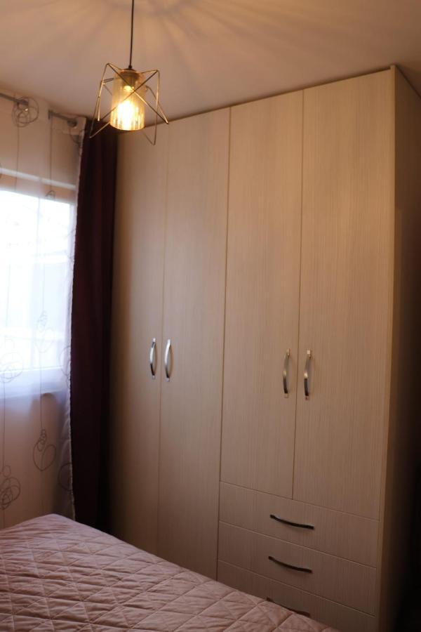 Kikaso - Near Mall Of Split, Free Parking *
